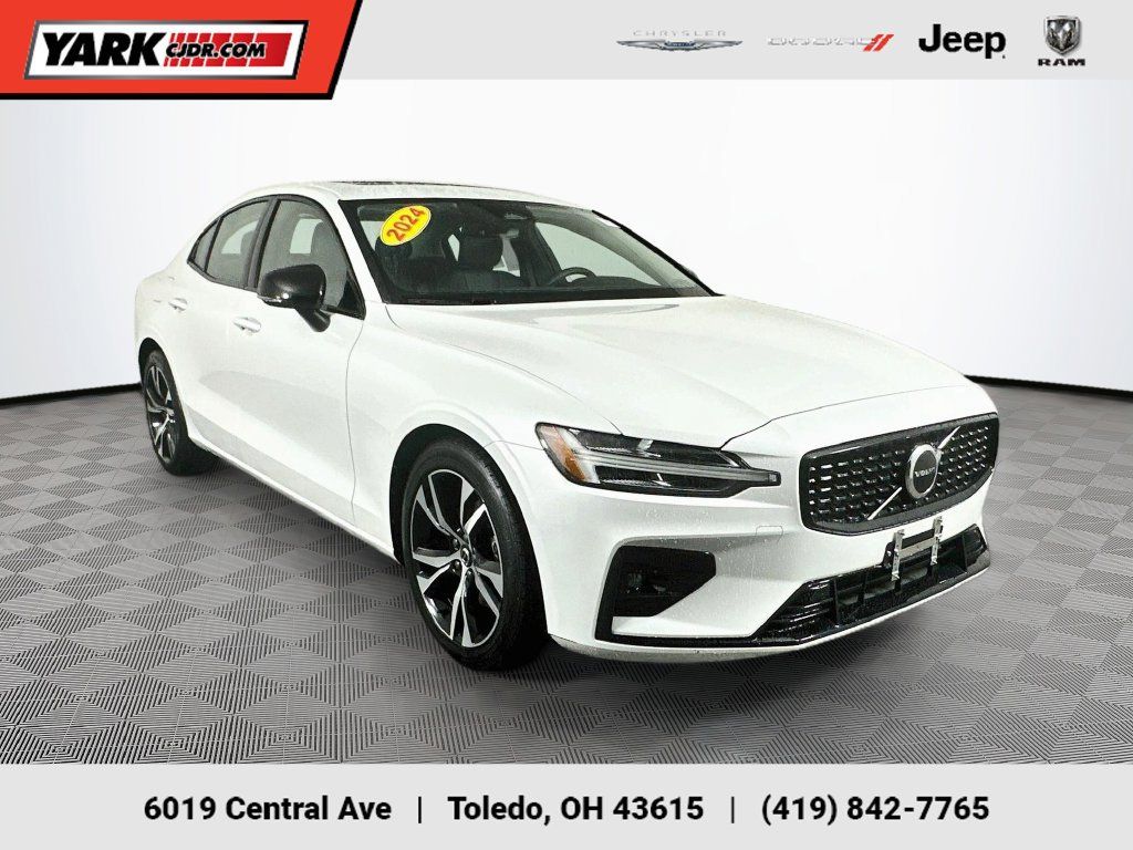Used 2024 Volvo S60 B5 Core FWD 360° Tour