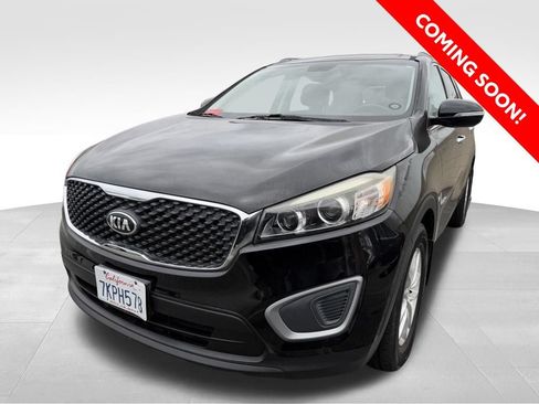 Used 2016 Kia Sorento LX w/ LX Convenience Package FWD image 1