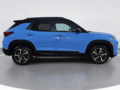 Certified 2023 Chevrolet TrailBlazer RS w/ Sun and Liftgate Package image 2
