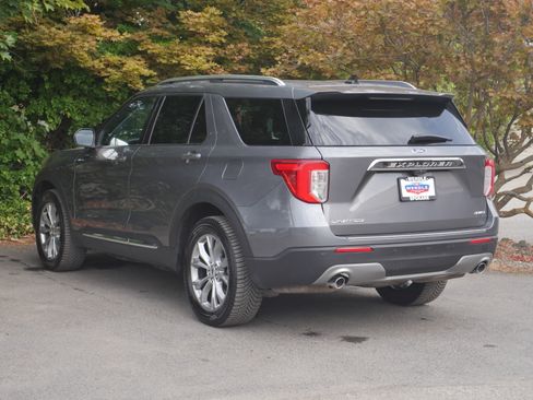 Certified 2024 Ford Explorer Limited AWD/4WD image 18