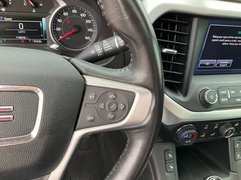 Used 2019 GMC Acadia SLT AWD/4WD image 13