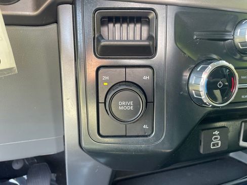 Used 2025 Ford F150 XLT w/ Equipment Group 301A Standard AWD/4WD image 18