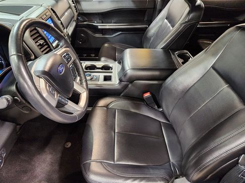 Used 2021 Ford Expedition Max XLT image 32