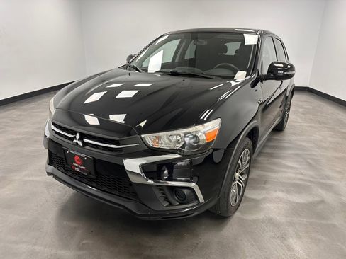 Used 2019 Mitsubishi Outlander Sport ES image 2