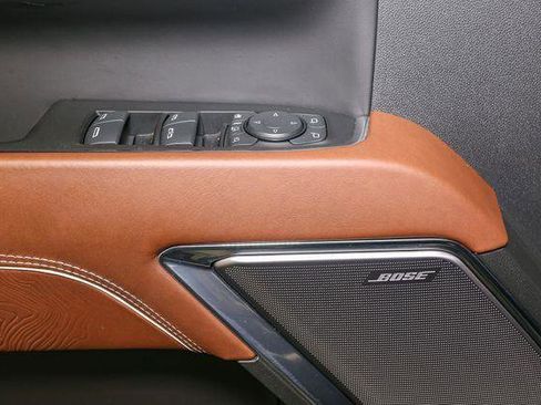 Used 2024 GMC Sierra 2500 Denali Ultimate image 46