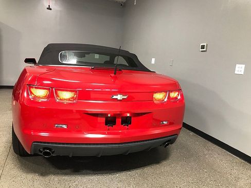 Used 2011 Chevrolet Camaro LT RWD image 8