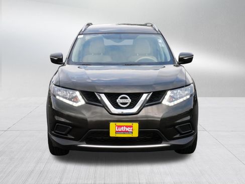 Used 2015 Nissan Rogue SV AWD/4WD image 2