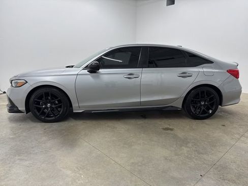Used 2022 Honda Civic Sport image 8