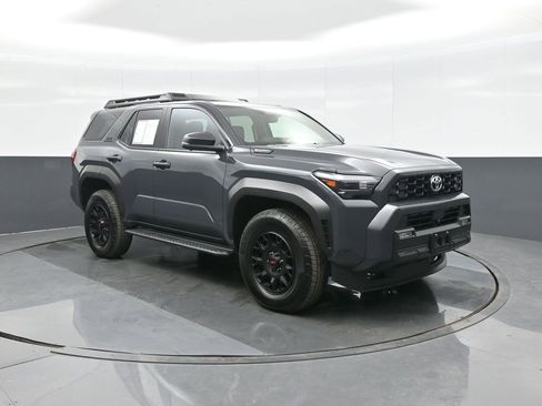 Used 2025 Toyota 4Runner TRD Off-Road Premium image 1