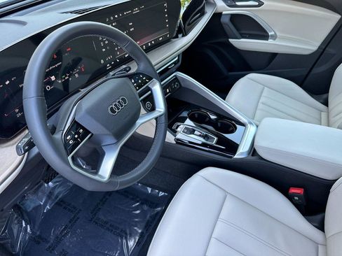 New 2025 Audi Q5 Premium image 9
