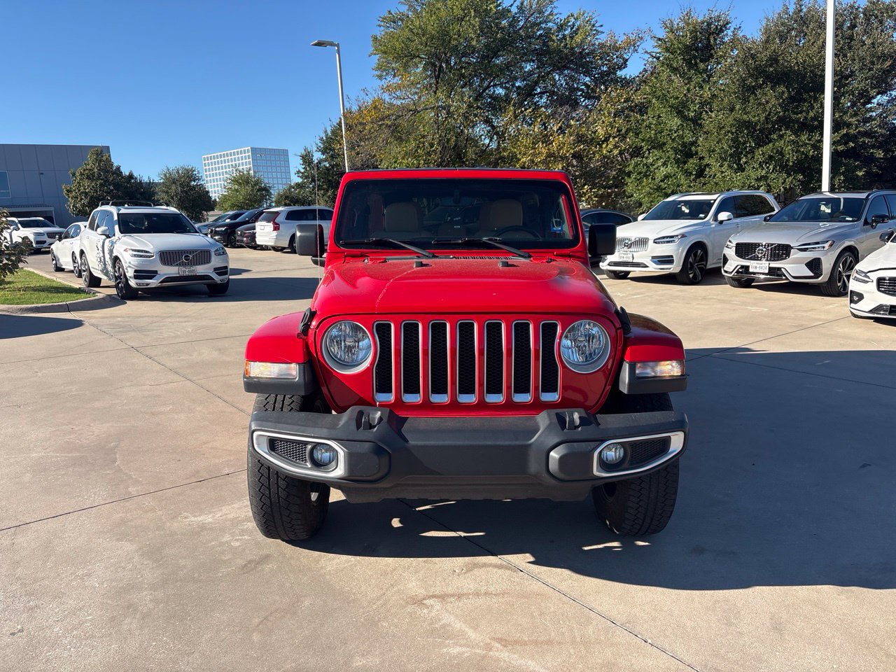 Used 2019 Jeep Wrangler Unlimited Sahara AWD/4WD image 2