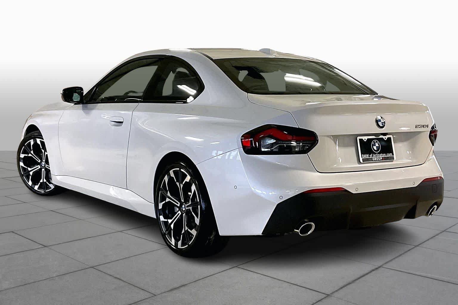 Used 2026 BMW 230i Coupe w/ Premium Package RWD image 12