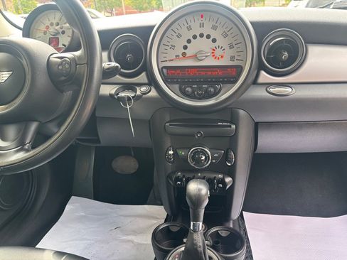 Used 2011 MINI Cooper Hardtop FWD image 14