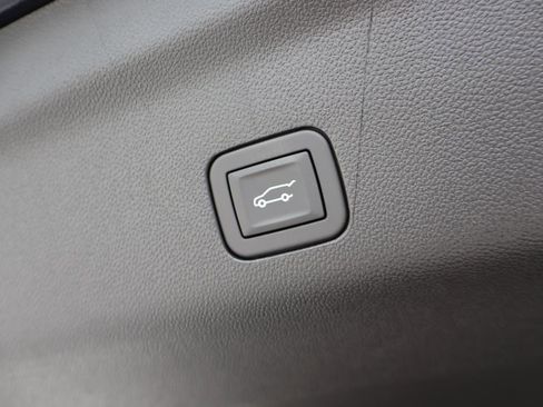 New 2026 Chevrolet Tahoe RST image 41