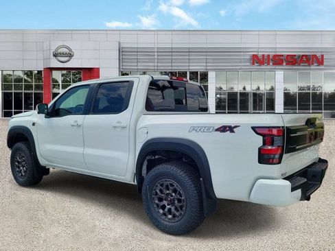 New 2026 Nissan Frontier PRO-4X w/ Pro-4x Convenience Package AWD/4WD image 2