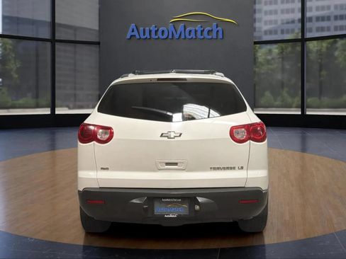 Used 2011 Chevrolet Traverse LS AWD/4WD image 9