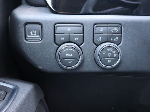 New 2026 Chevrolet Silverado 2500 LT w/ Trail Boss Package AWD/4WD image 16