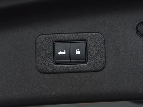 Used 2023 Nissan Armada SL w/ Captain's Chairs Package AWD/4WD image 32