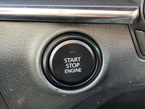 Used 2025 MAZDA MAZDA3 2.5 S Hatchback w/ Premium Pkg image 34