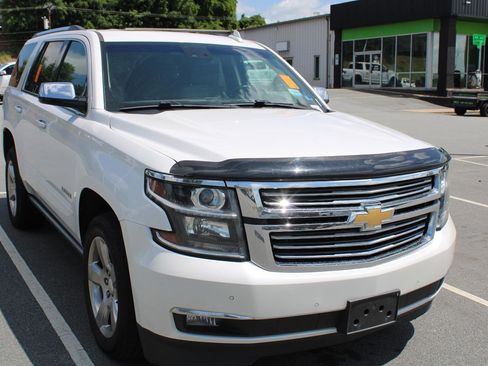 Used 2019 Chevrolet Tahoe Premier AWD/4WD image 3