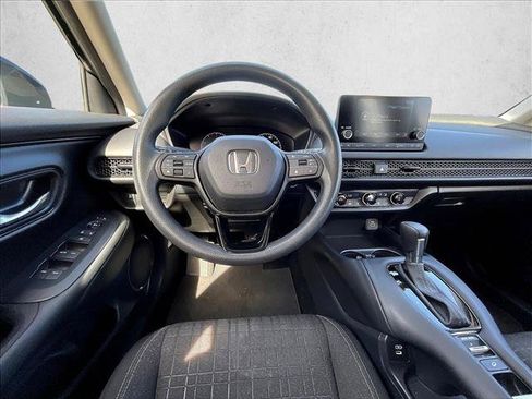Used 2024 Honda HR-V LX image 7