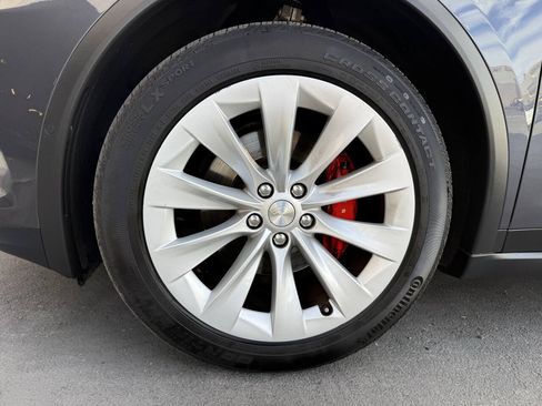 Used 2020 Tesla Model X Performance AWD/4WD image 37