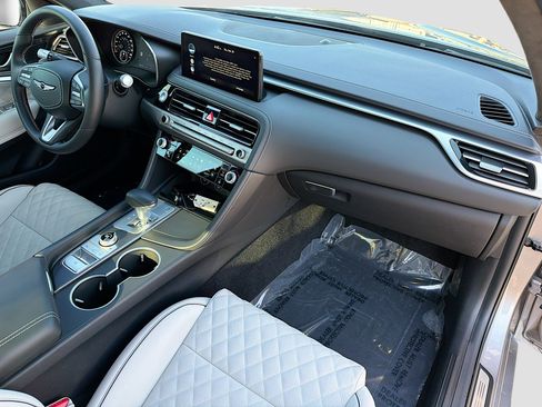 Used 2024 Genesis G70 3.3T Advanced w/ Sport Prestige Package image 14