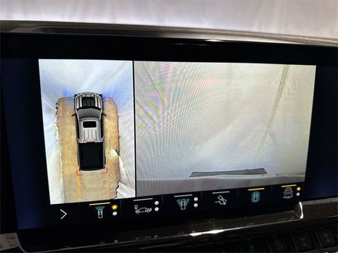 Used 2022 Chevrolet Silverado 1500 ZR2 image 19