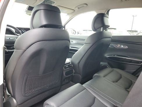 Used 2025 Genesis GV70 2.5T AWD/4WD image 13