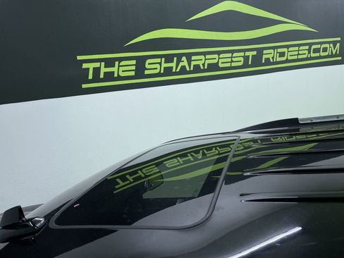 Used 2019 GMC Yukon XL Denali w/ Denali Ultimate Package image 27