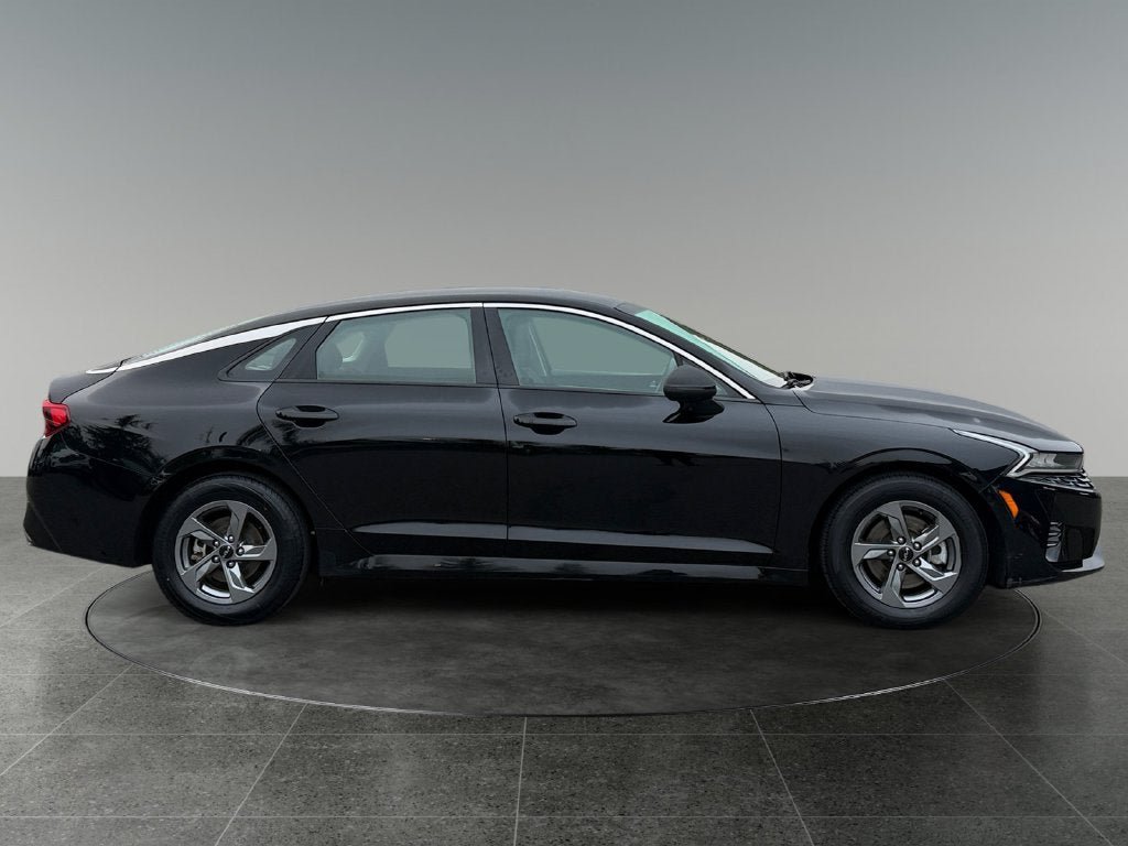 Used 2022 Kia K5 LXS FWD image 11