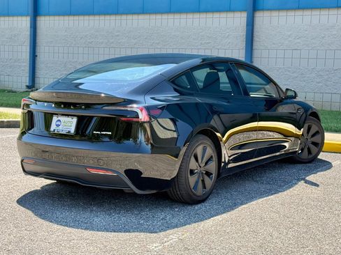 Used 2024 Tesla Model 3 Long Range AWD/4WD image 5