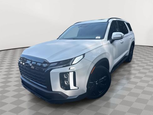 Used 2024 Hyundai Palisade XRT FWD image 2