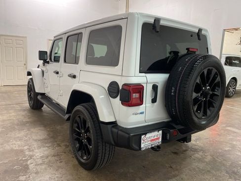Used 2021 Jeep Wrangler Unlimited Sahara w/ Cold Weather Group image 4