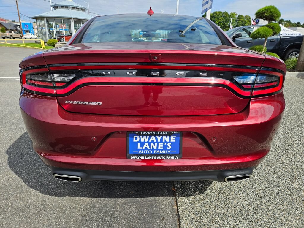 Used 2023 Dodge Charger SXT RWD image 3