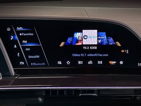 Used 2023 Cadillac Escalade Sport Platinum w/ LPO, ONYX Package image 14