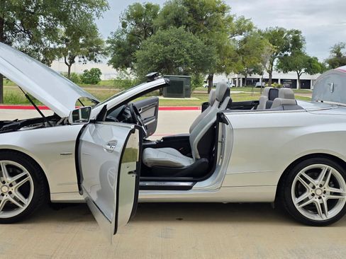 Used 2012 Mercedes-Benz E 350 Cabriolet image 18