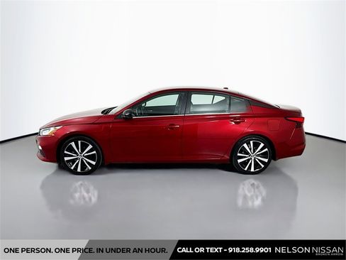 Used 2020 Nissan Altima 2.5 SR image 8