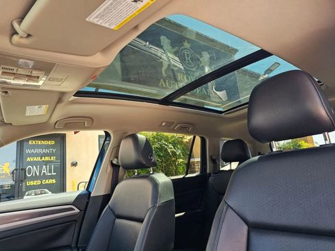 Used 2019 Volkswagen Atlas SEL image 11