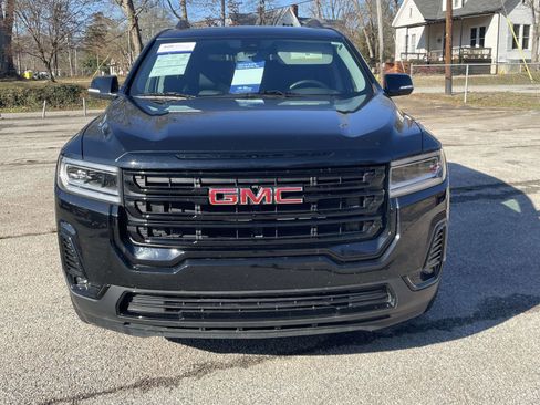 Used 2023 GMC Acadia SLT w/ Elevation Edition image 9