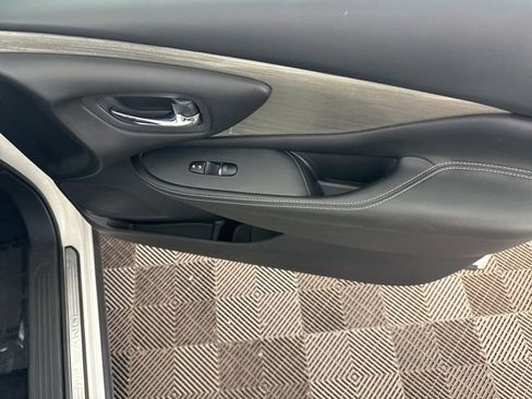 Used 2017 Nissan Murano SL AWD/4WD image 19