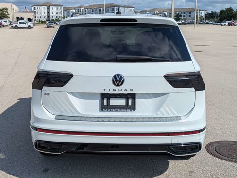 Used 2022 Volkswagen Tiguan SE R-Line FWD image 6