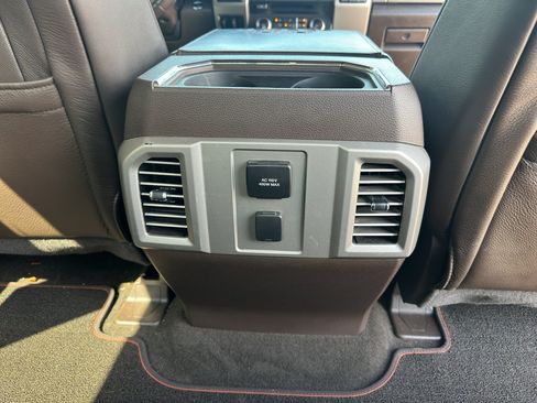 Used 2017 Ford F250 King Ranch w/ FX4 Off-Road Package AWD/4WD image 36