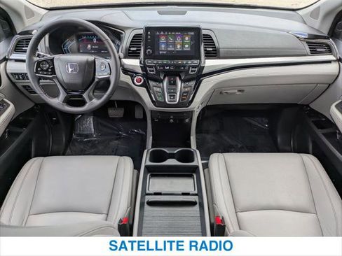 Certified 2023 Honda Odyssey Touring image 21