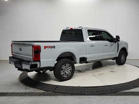 Used 2025 Ford F250 Lariat w/ FX4 Off-Road Package AWD/4WD image 7