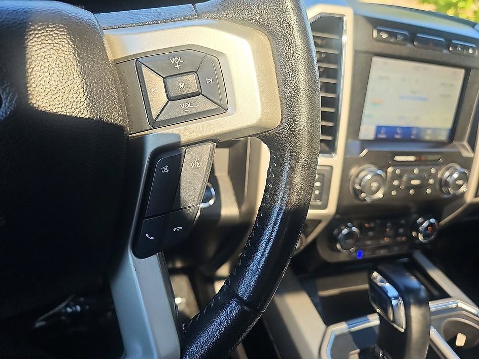 Used 2020 Ford F150 Lariat AWD/4WD image 21