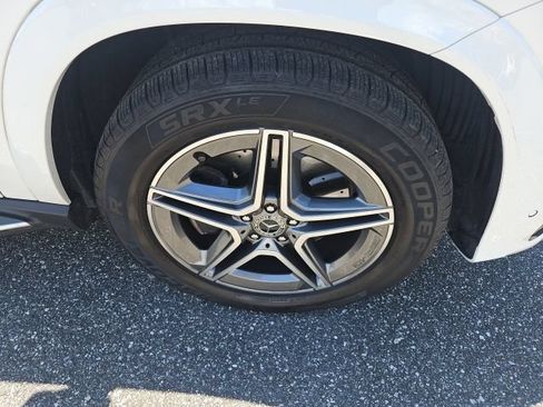 Used 2026 Mercedes-Benz GLE 450 4MATIC image 11