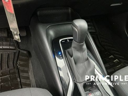 Used 2022 Toyota Corolla SE FWD image 15