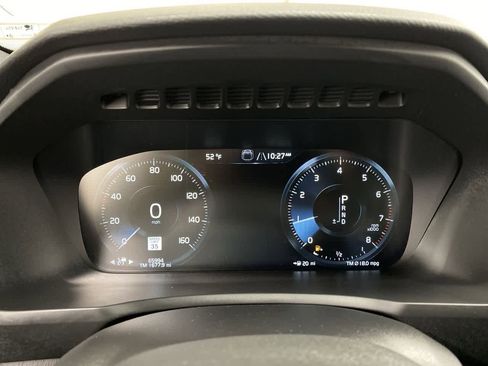 Used 2020 Volvo XC90 T6 Momentum w/ Protection Package image 29