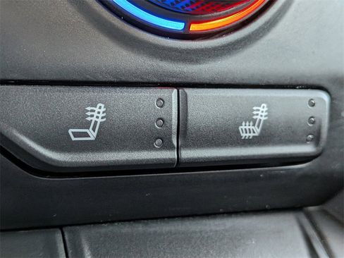 Used 2022 Chevrolet Silverado 1500 RST image 21